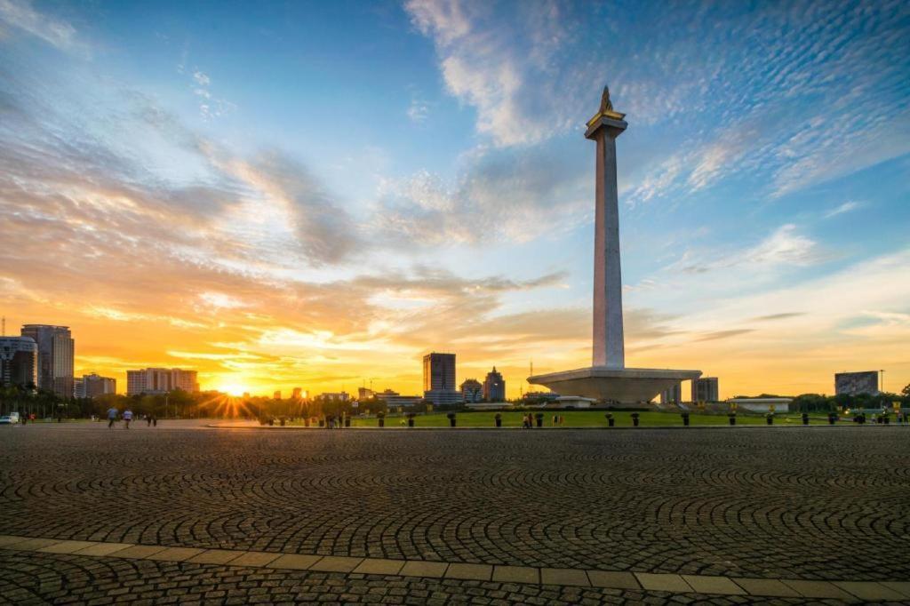 Hotel Lautze Indah Jakarta Exterior photo