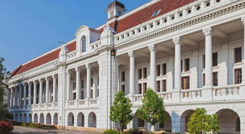 Hotel Lautze Indah Jakarta Exterior photo